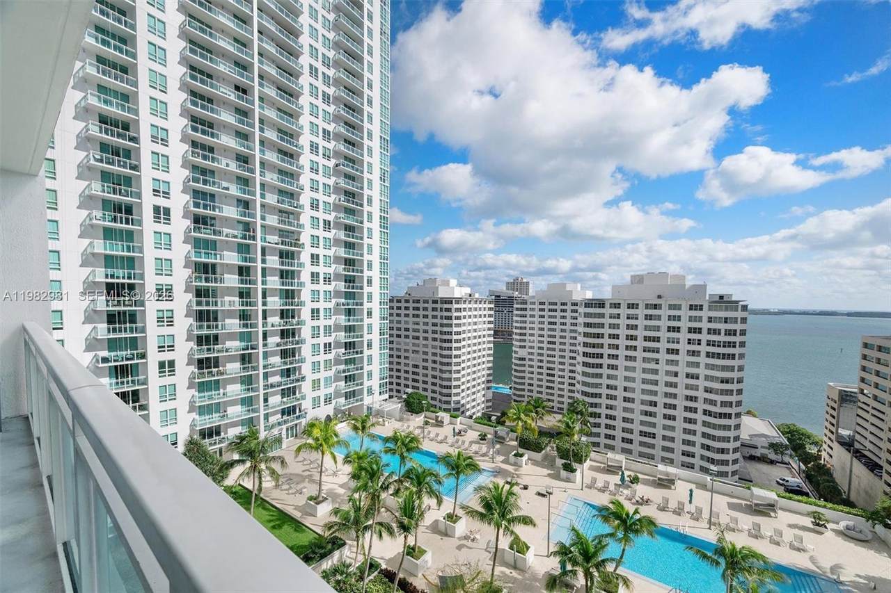 https://bt-photos.global.ssl.fastly.net/miami/1280_boomver_1_A11982981-2.jpg