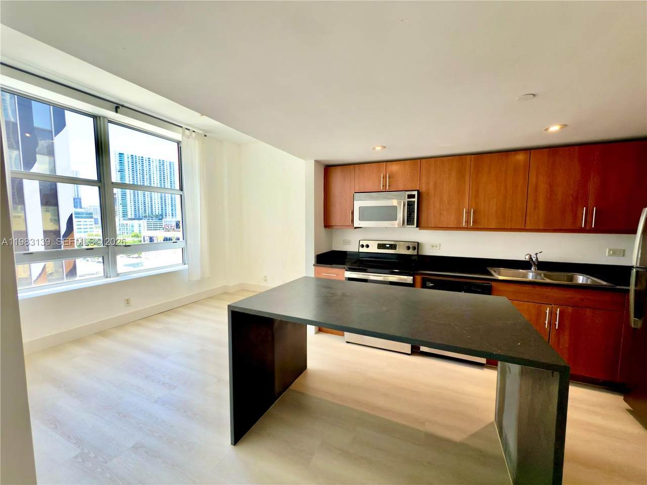 111 Flagler St - Photo 1