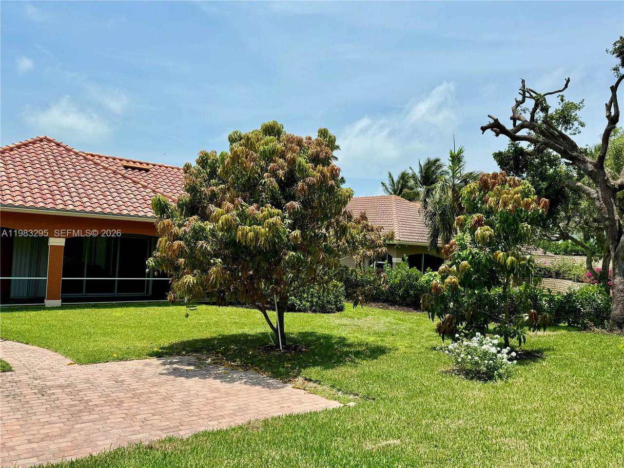 https://bt-photos.global.ssl.fastly.net/miami/1280_boomver_1_A11983295-2.jpg