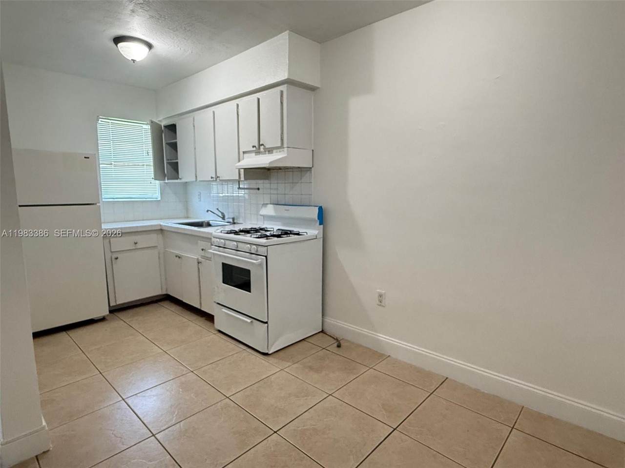 https://bt-photos.global.ssl.fastly.net/miami/1280_boomver_1_A11983386-2.jpg