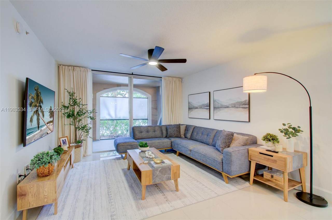 4824 State Road 7 - Photo 1