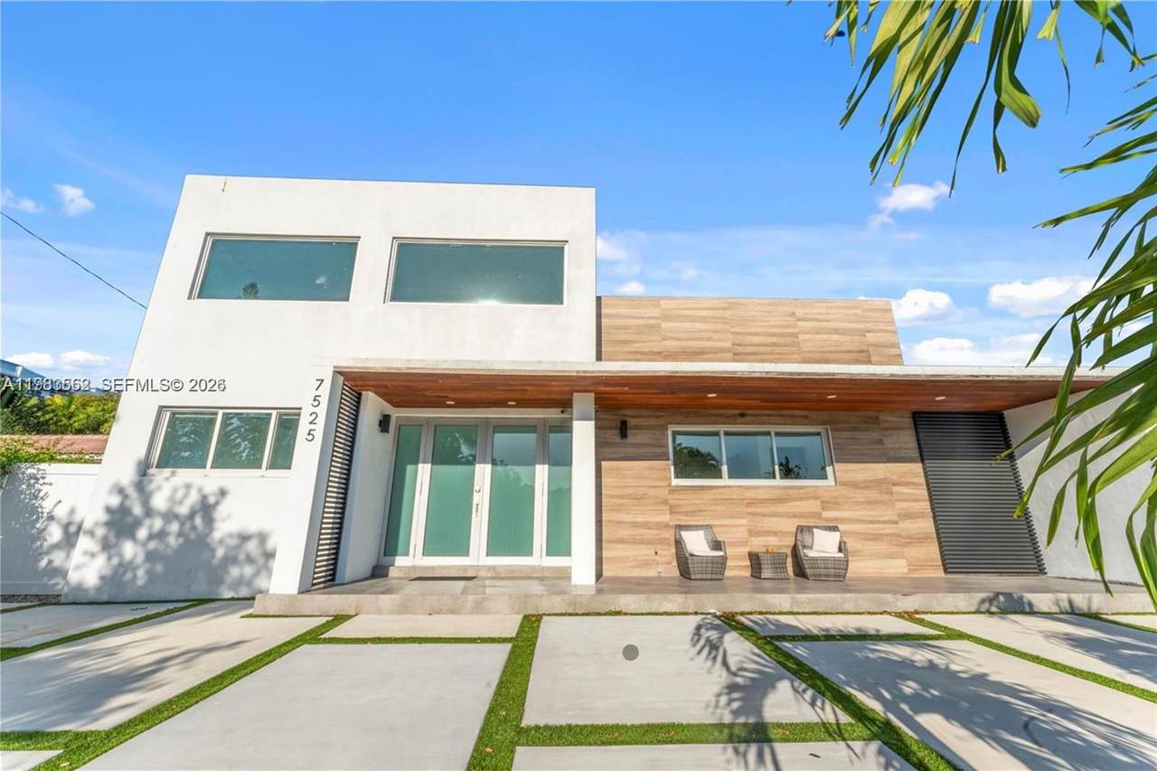 https://bt-photos.global.ssl.fastly.net/miami/1280_boomver_1_A11983562-2.jpg