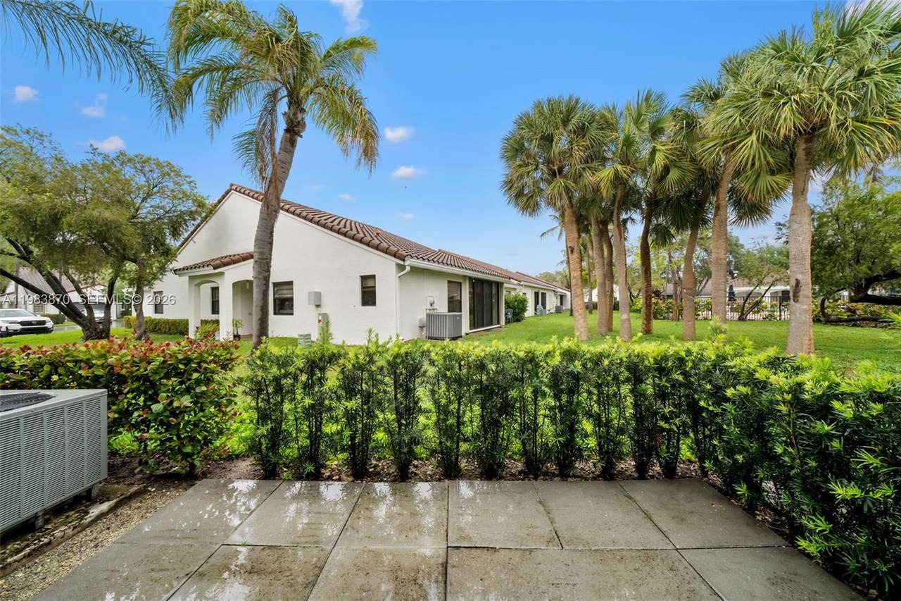 https://bt-photos.global.ssl.fastly.net/miami/1280_boomver_2_A11983870-2.jpg