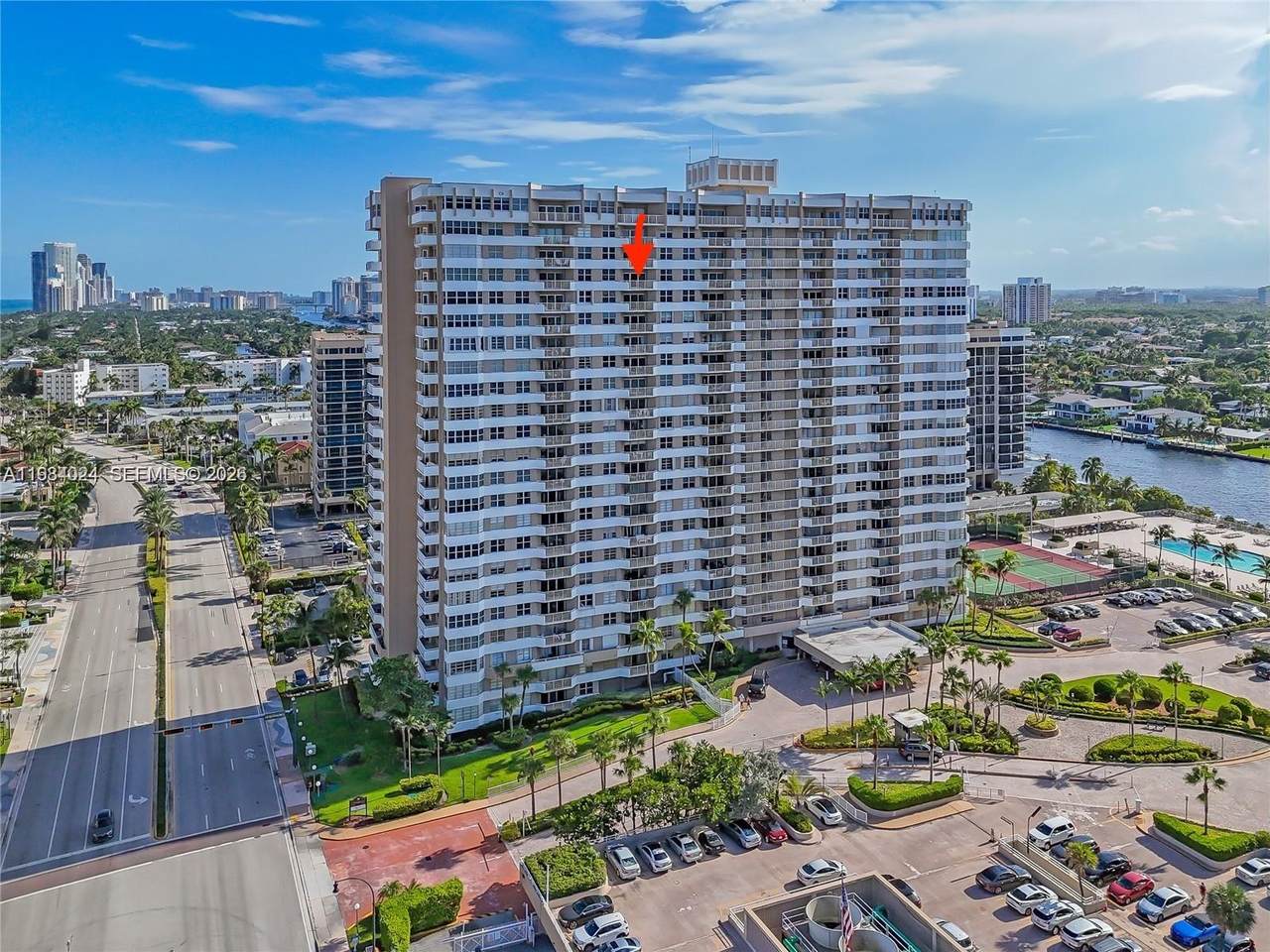 1985 Ocean Dr - Photo 1