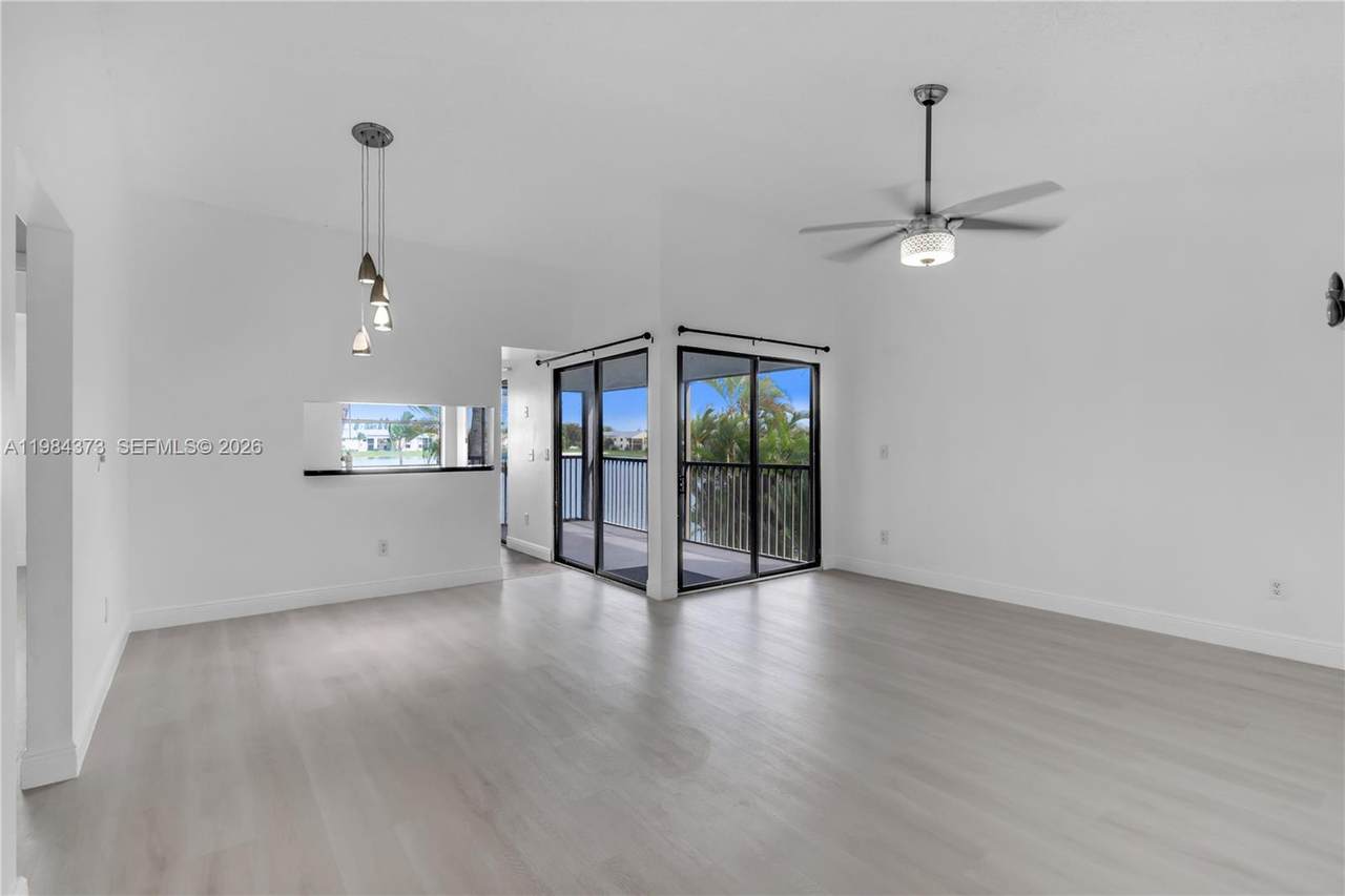 1403 Liberty Ave - Photo 1