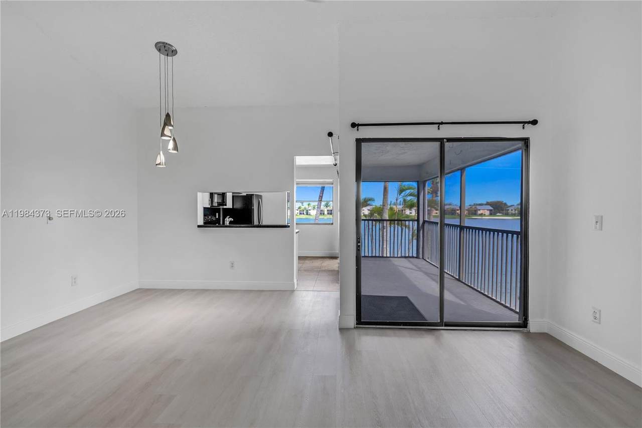 https://bt-photos.global.ssl.fastly.net/miami/1280_boomver_1_A11984373-2.jpg