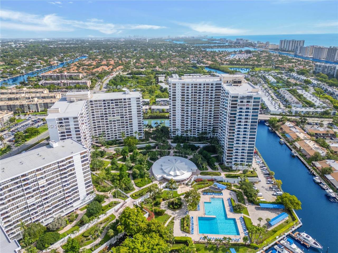 https://bt-photos.global.ssl.fastly.net/miami/1280_boomver_1_A11984501-2.jpg