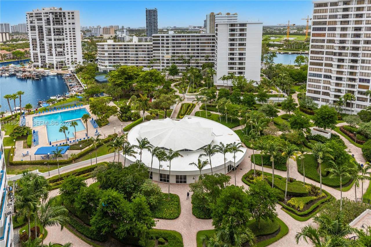https://bt-photos.global.ssl.fastly.net/miami/1280_boomver_1_A11984501-2.jpg
