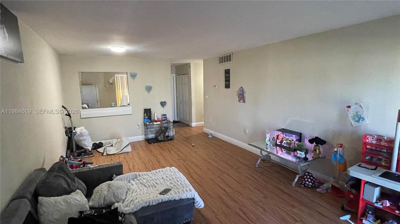 https://bt-photos.global.ssl.fastly.net/miami/1280_boomver_1_A11984669-2.jpg