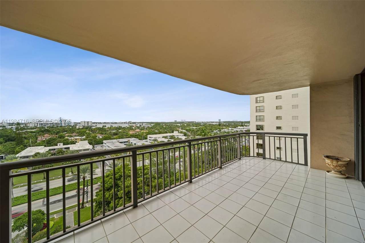 10175 Collins Ave - Photo 1