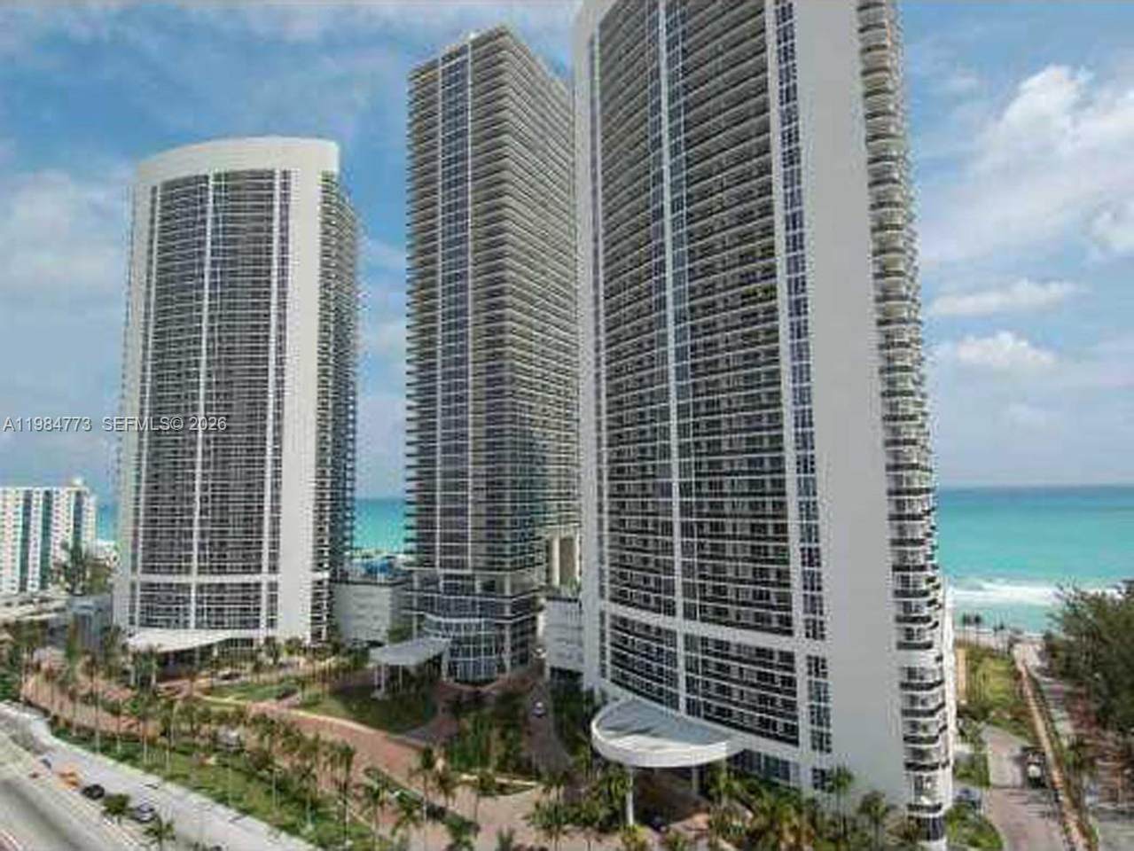 1800 Ocean Dr - Photo 1