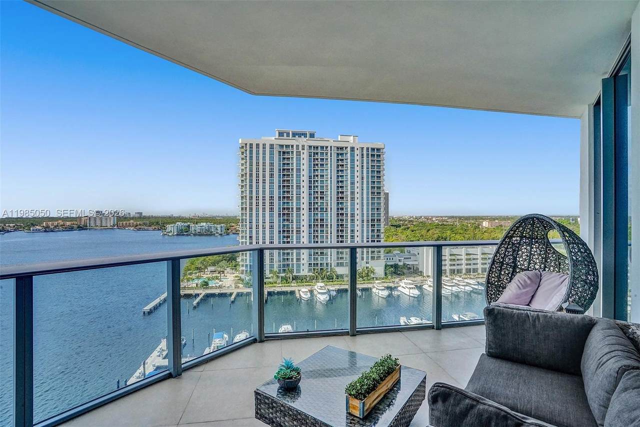 https://bt-photos.global.ssl.fastly.net/miami/1280_boomver_1_A11985050-2.jpg