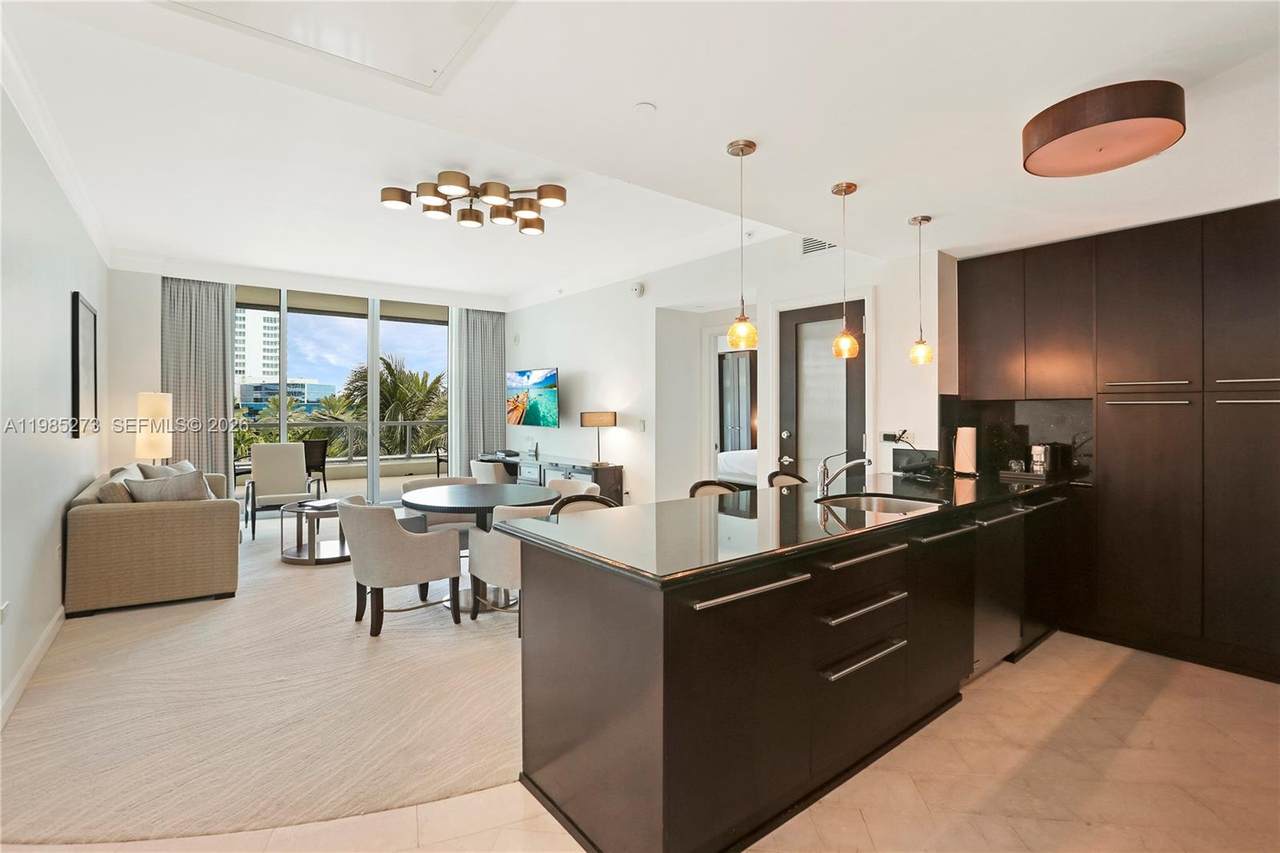 4391 Collins Ave - Photo 1