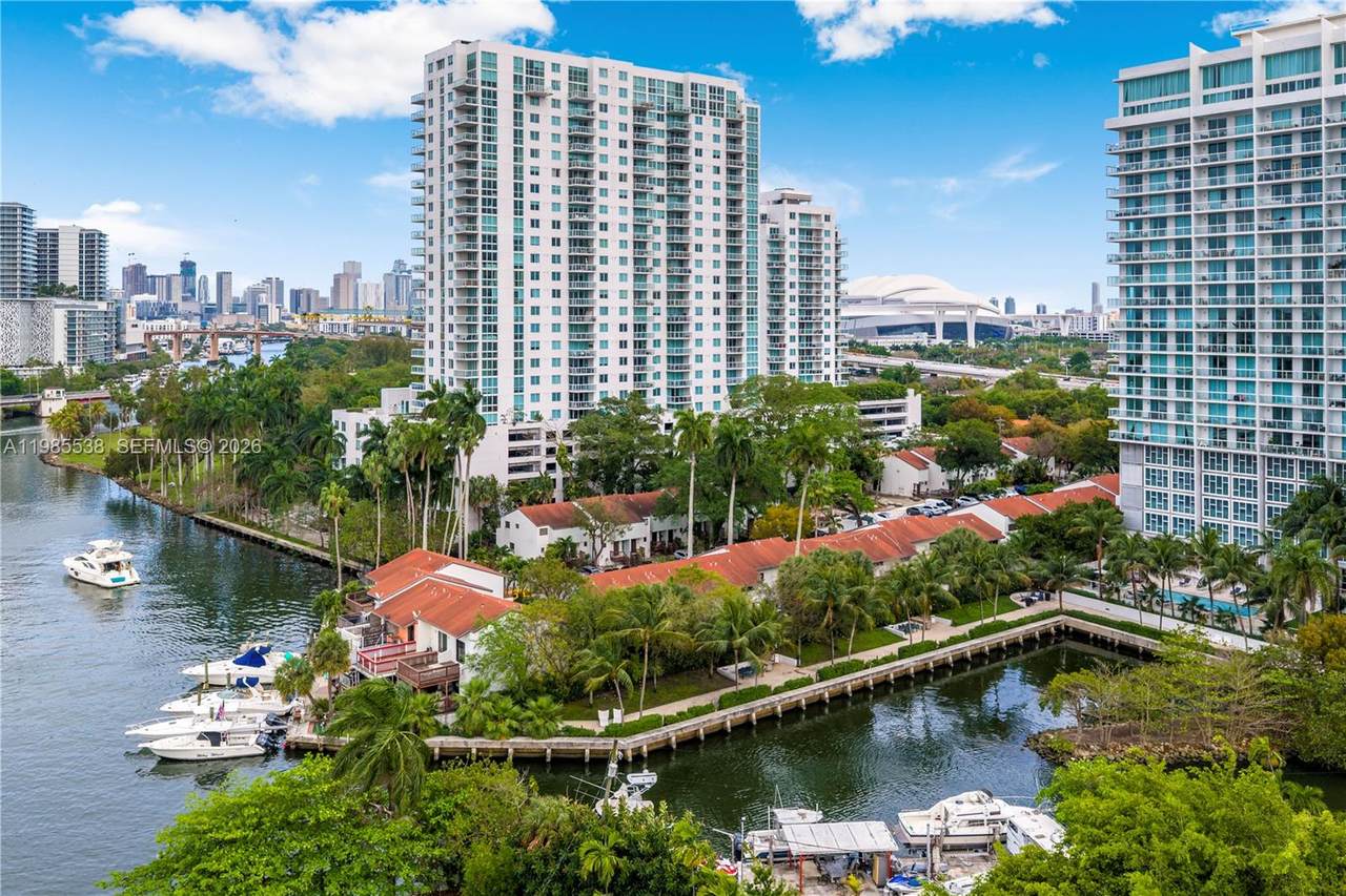 https://bt-photos.global.ssl.fastly.net/miami/1280_boomver_1_A11985538-2.jpg