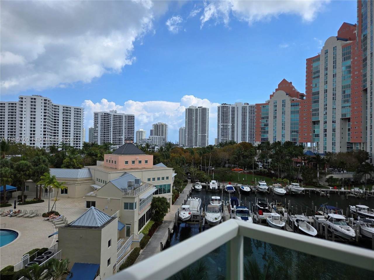https://bt-photos.global.ssl.fastly.net/miami/1280_boomver_1_A11985760-2.jpg