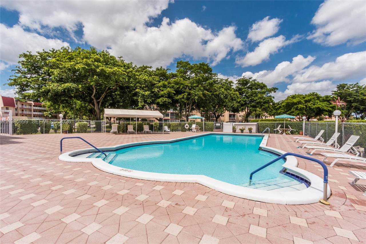 https://bt-photos.global.ssl.fastly.net/miami/1280_boomver_1_A11985999-2.jpg
