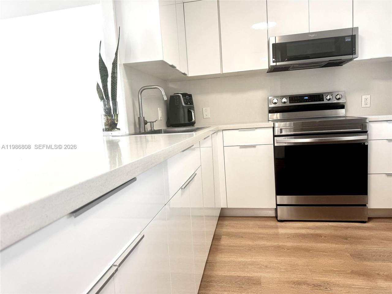 https://bt-photos.global.ssl.fastly.net/miami/1280_boomver_1_A11986808-2.jpg