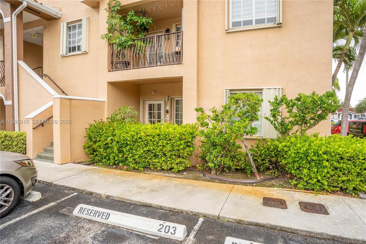 17425 75th Pl - Photo 1