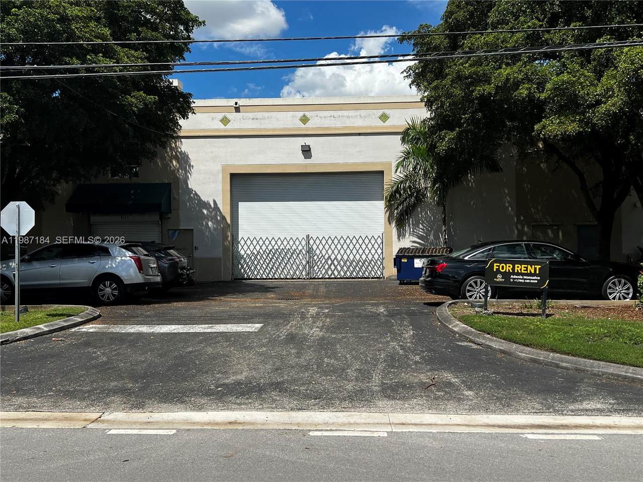 8221 30th Ter - Photo 1