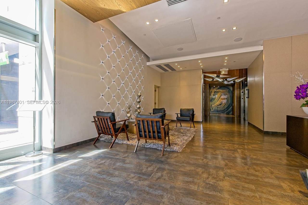 https://bt-photos.global.ssl.fastly.net/miami/1280_boomver_1_A11987401-2.jpg