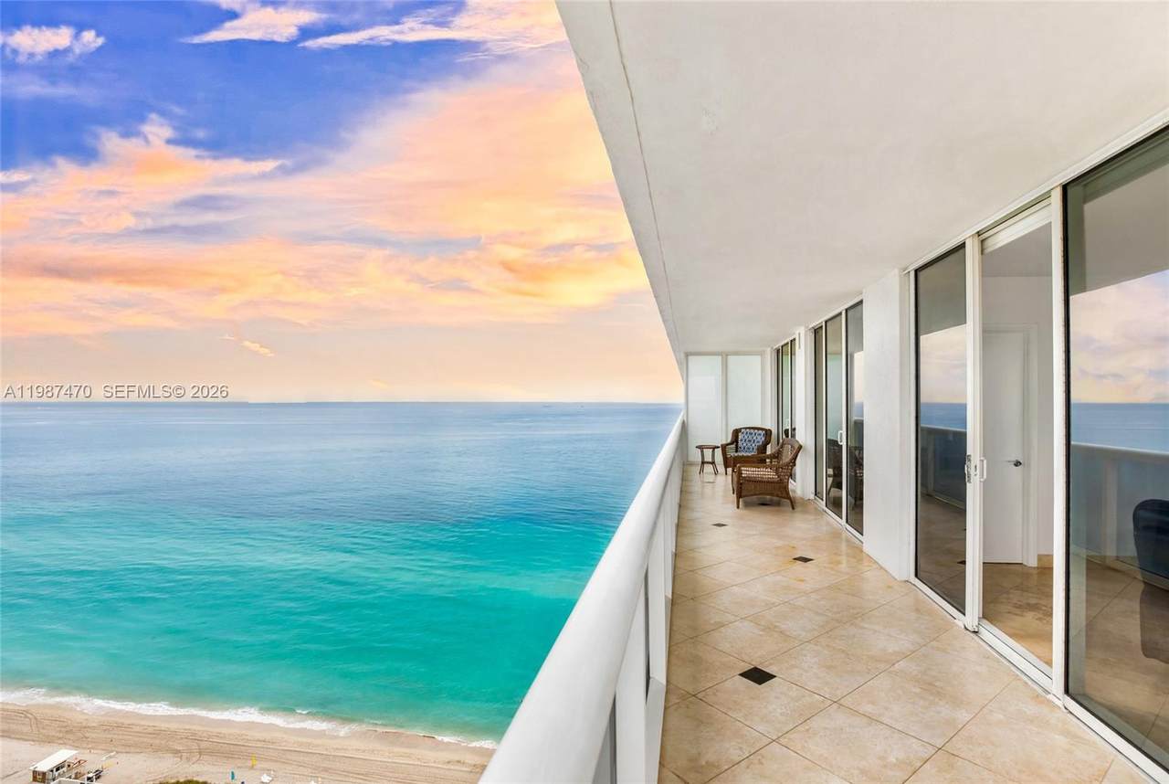 1830 Ocean Dr - Photo 1