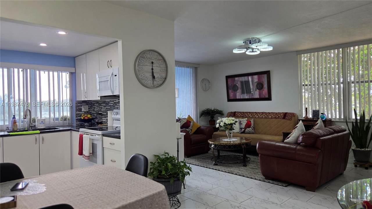 9400 Lime Bay Blvd - Photo 1