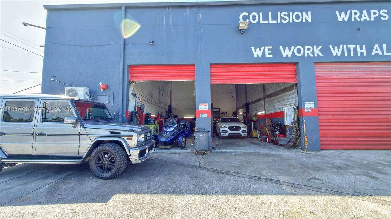 Profitable Mechanic Shop For Sale In West Park / Hollywood - Photo 1