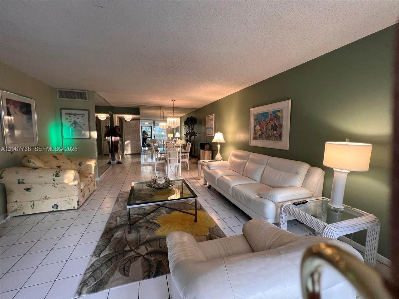 https://bt-photos.global.ssl.fastly.net/miami/1280_boomver_1_A11987768-2.jpg
