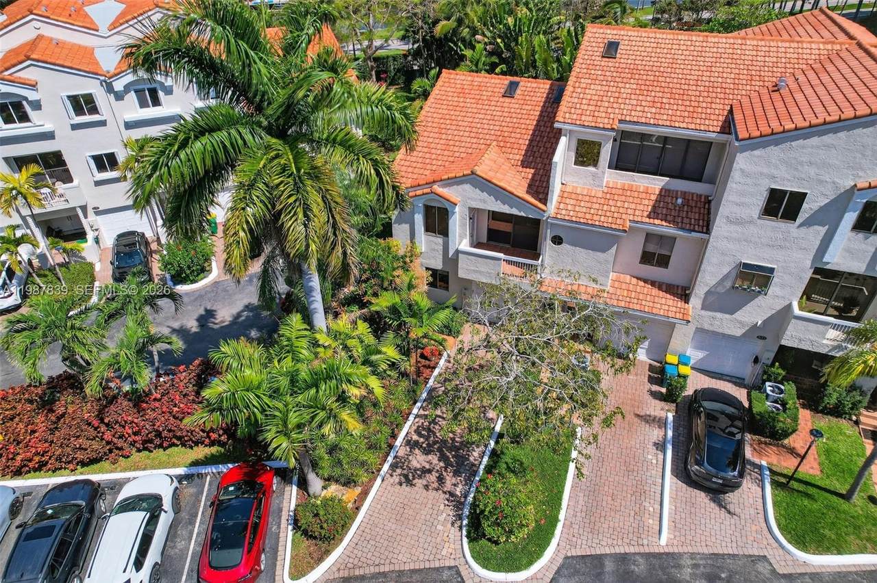 21391 Marina Cove Circle - Photo 1