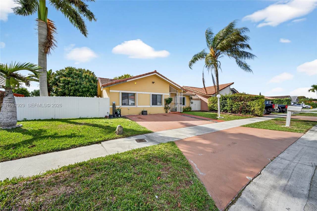 https://bt-photos.global.ssl.fastly.net/miami/1280_boomver_1_A11987929-2.jpg