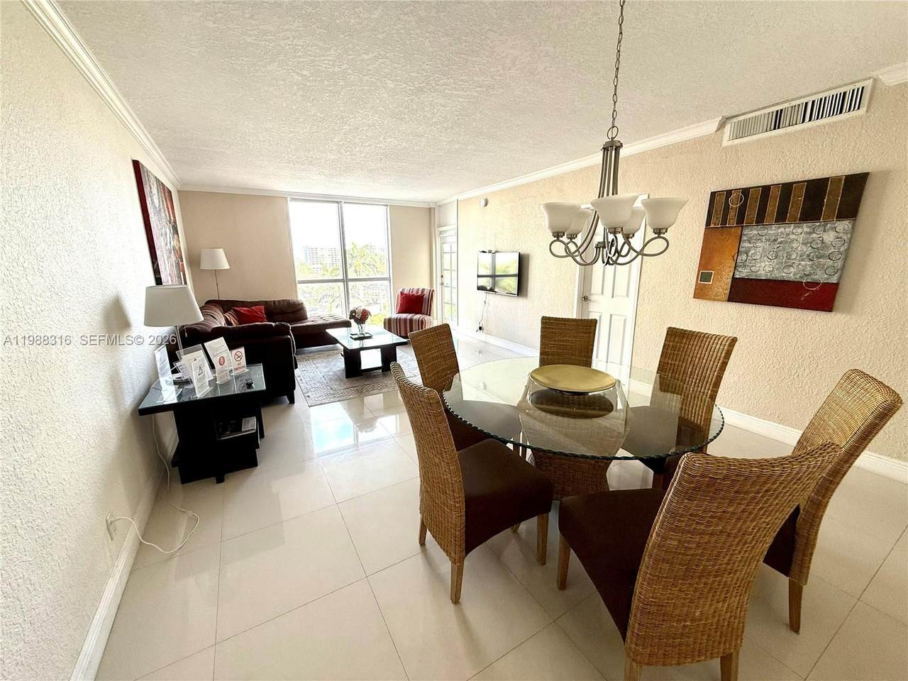 https://bt-photos.global.ssl.fastly.net/miami/1280_boomver_1_A11988316-2.jpg