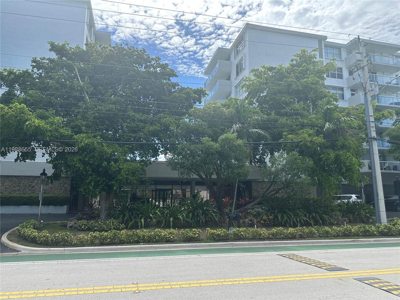 10000 Bay Harbor Dr - Photo 1