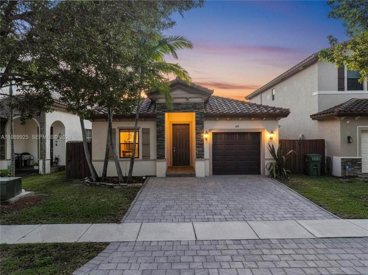 729 34th Ave - Photo 1