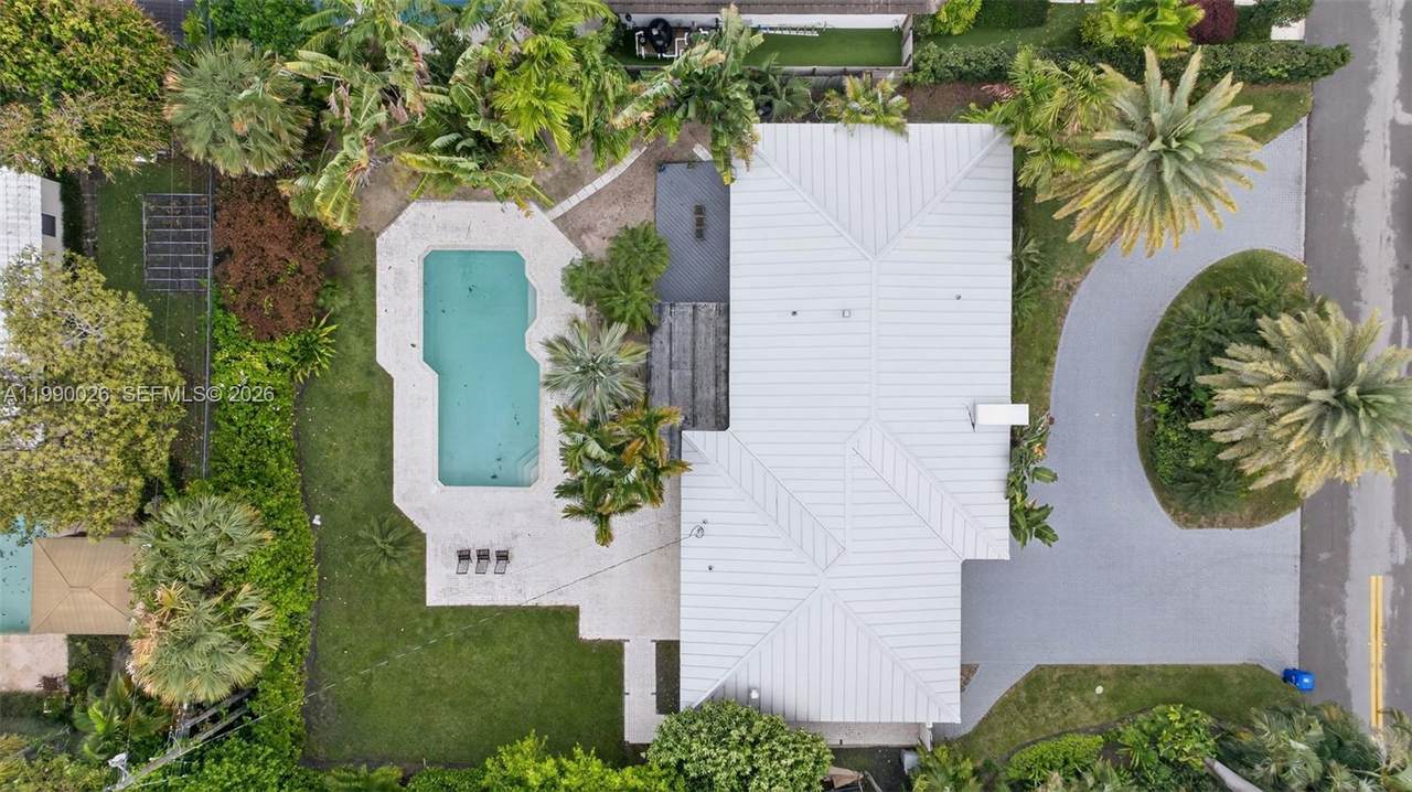 https://bt-photos.global.ssl.fastly.net/miami/1280_boomver_1_A11990026-2.jpg