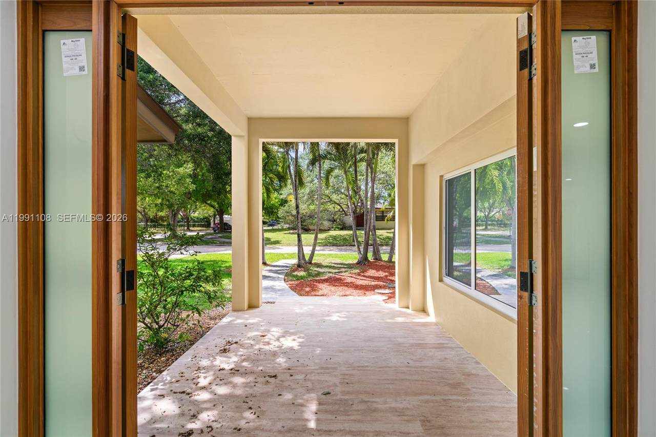 https://bt-photos.global.ssl.fastly.net/miami/1280_boomver_1_A11991108-2.jpg