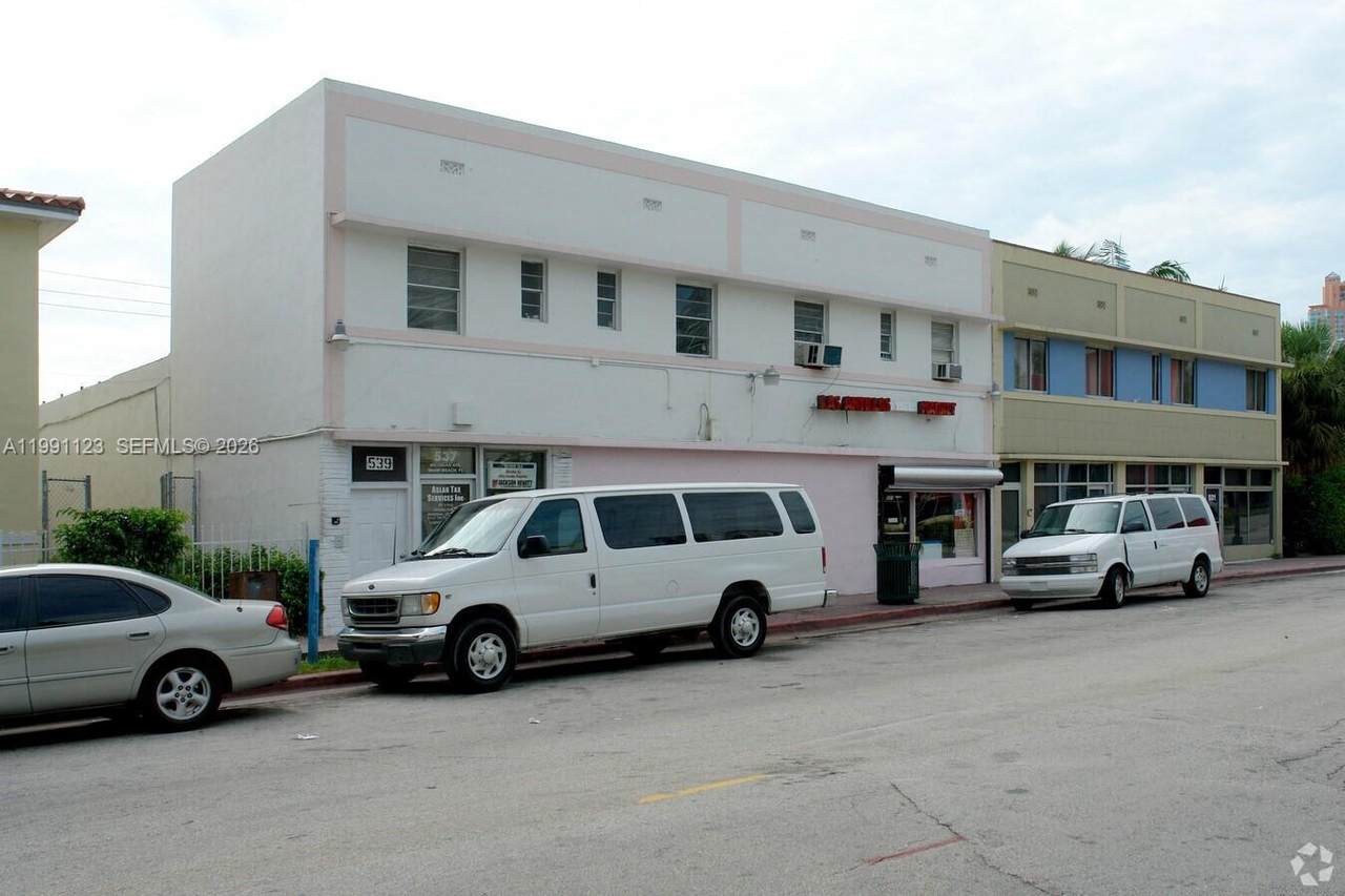 531 Michigan Ave - Photo 1