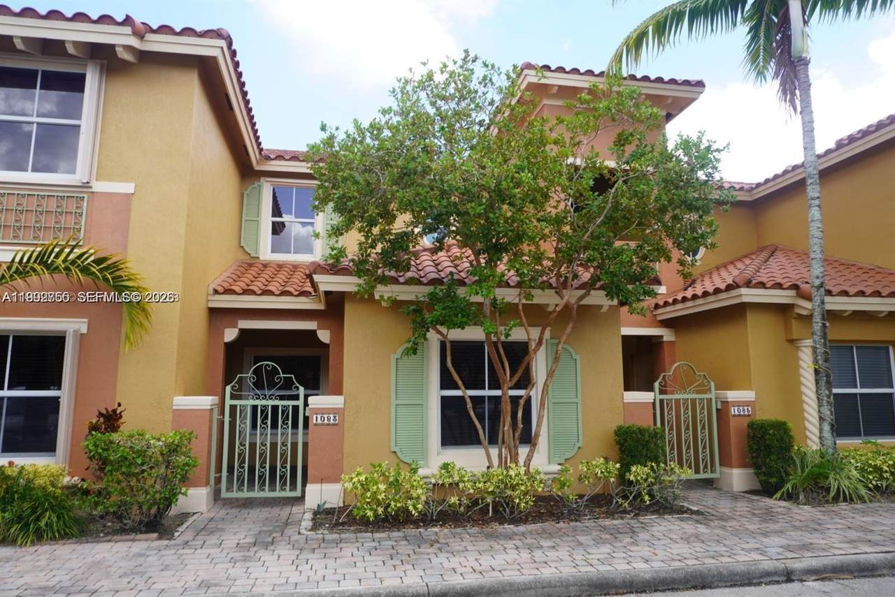 1083 143 Ave - Photo 1
