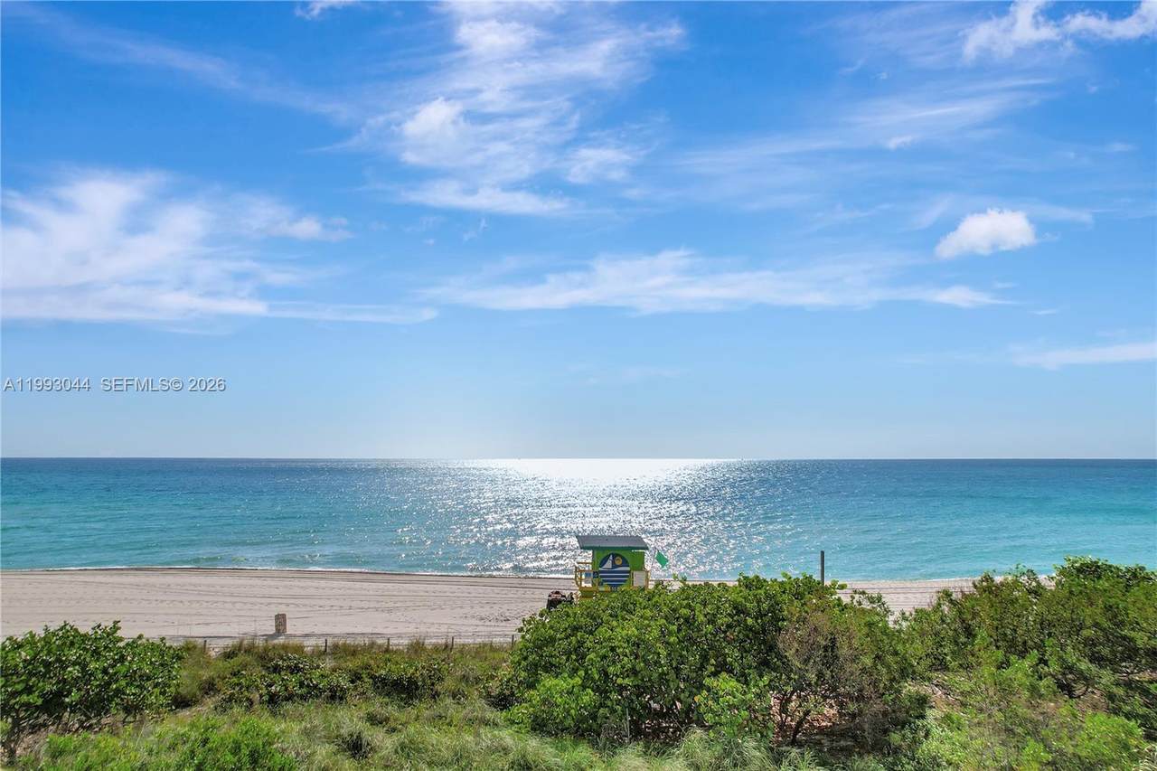 5555 Collins Ave - Photo 1