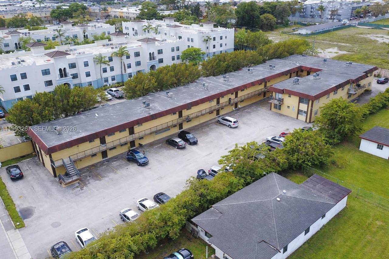https://bt-photos.global.ssl.fastly.net/miami/1280_boomver_1_A11993267-2.jpg