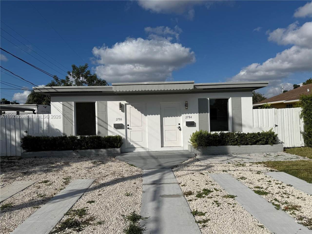 2784 31st Pl - Photo 1