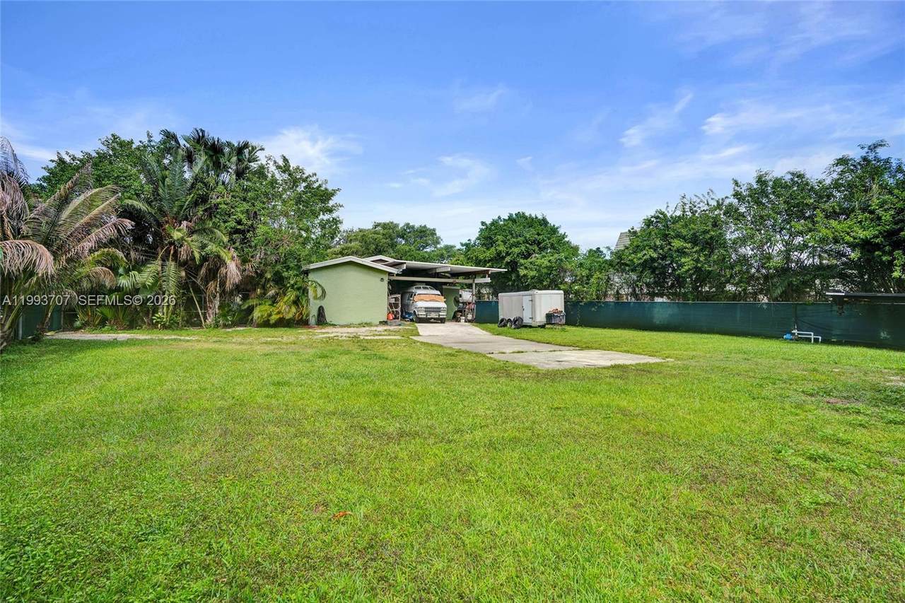 https://bt-photos.global.ssl.fastly.net/miami/1280_boomver_1_A11993707-2.jpg