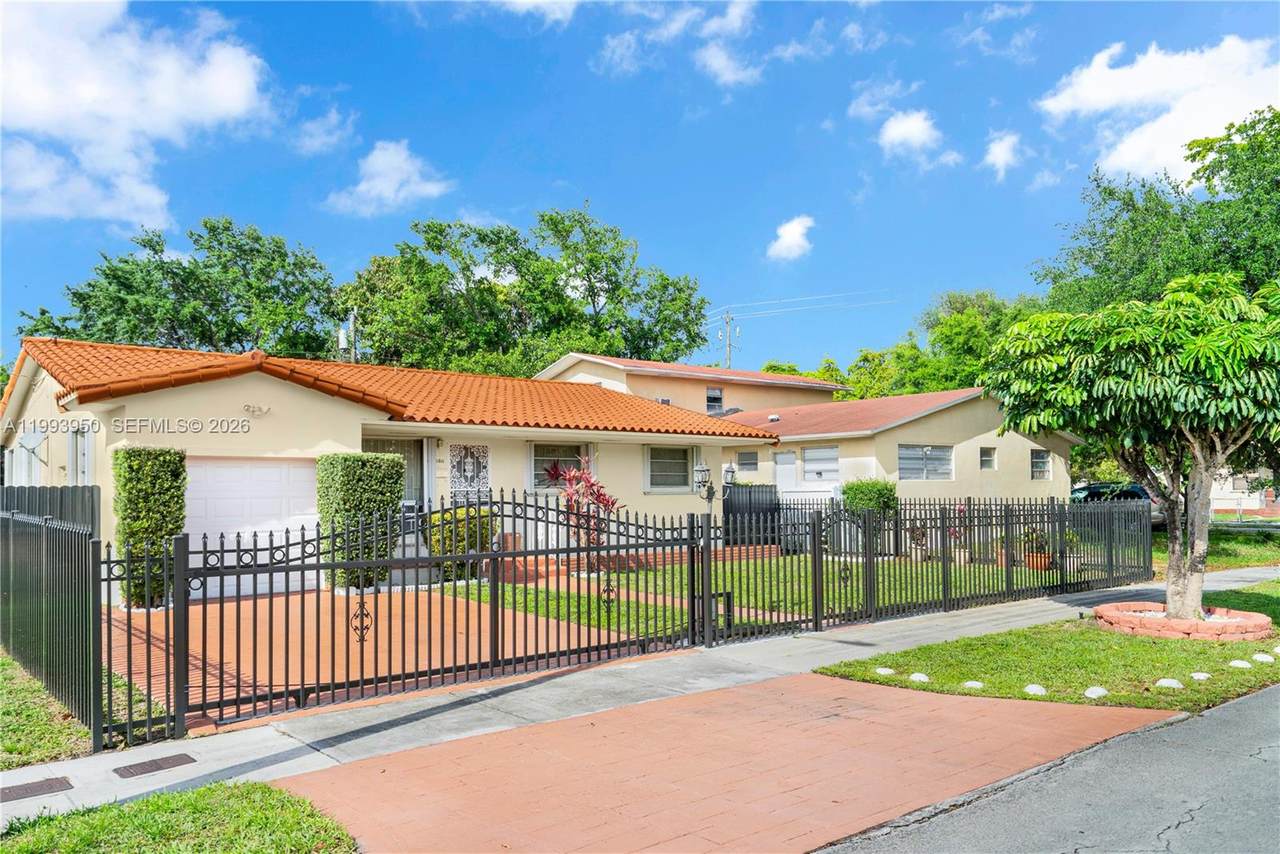 https://bt-photos.global.ssl.fastly.net/miami/1280_boomver_1_A11993950-2.jpg