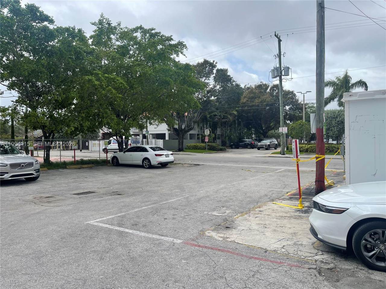 https://bt-photos.global.ssl.fastly.net/miami/1280_boomver_1_A11994115-2.jpg