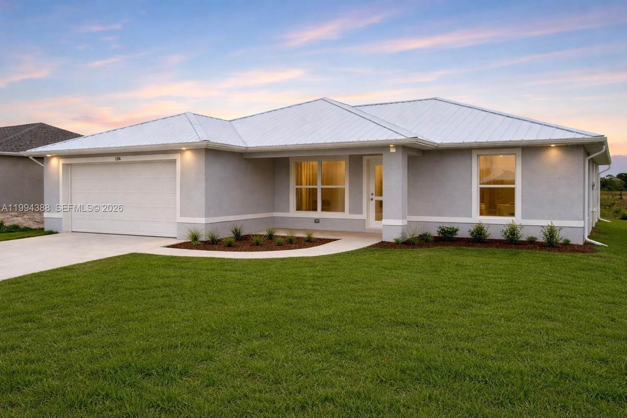 634 Royce Road - Photo 1