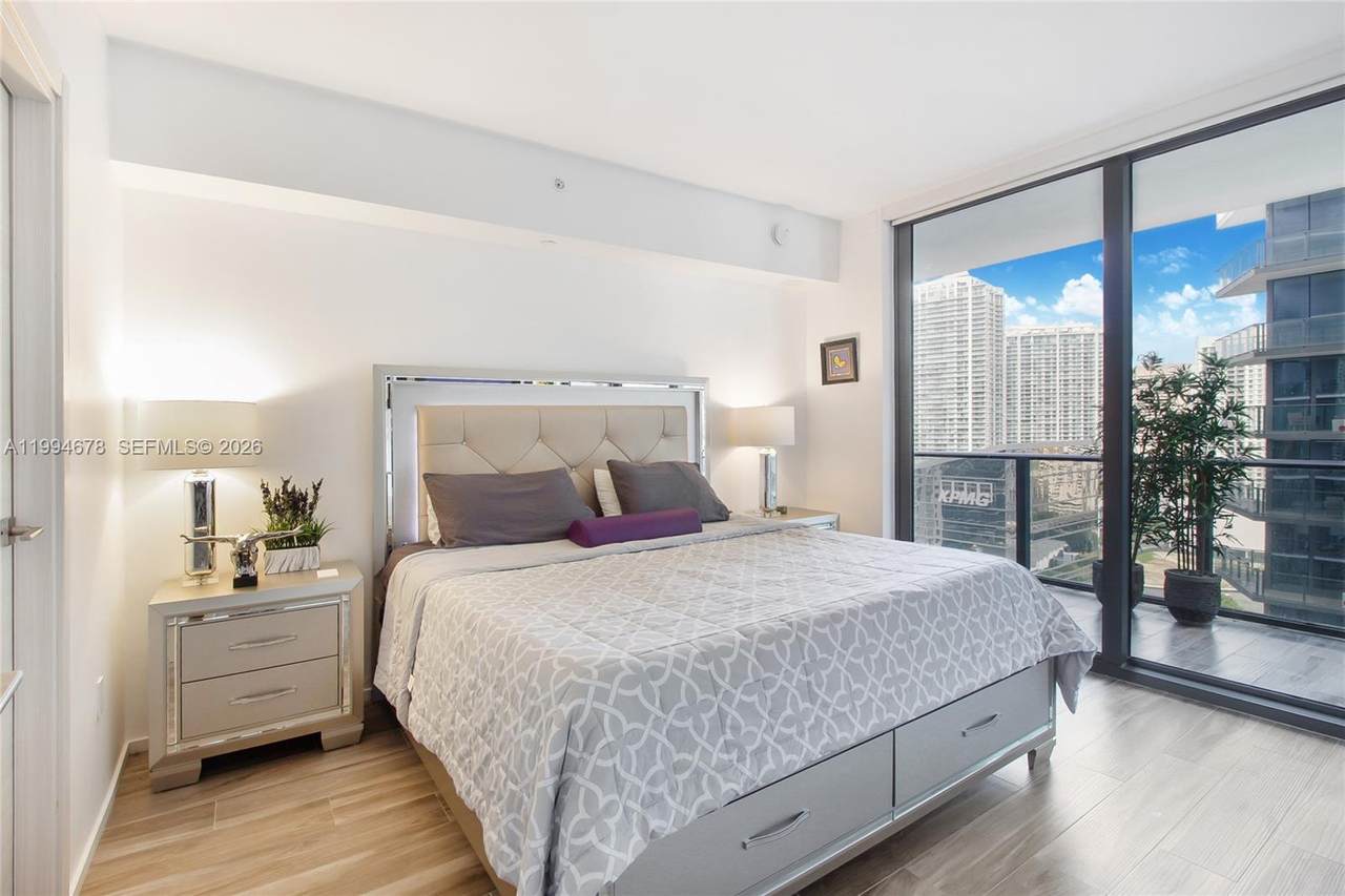 801 Miami Ave - Photo 1