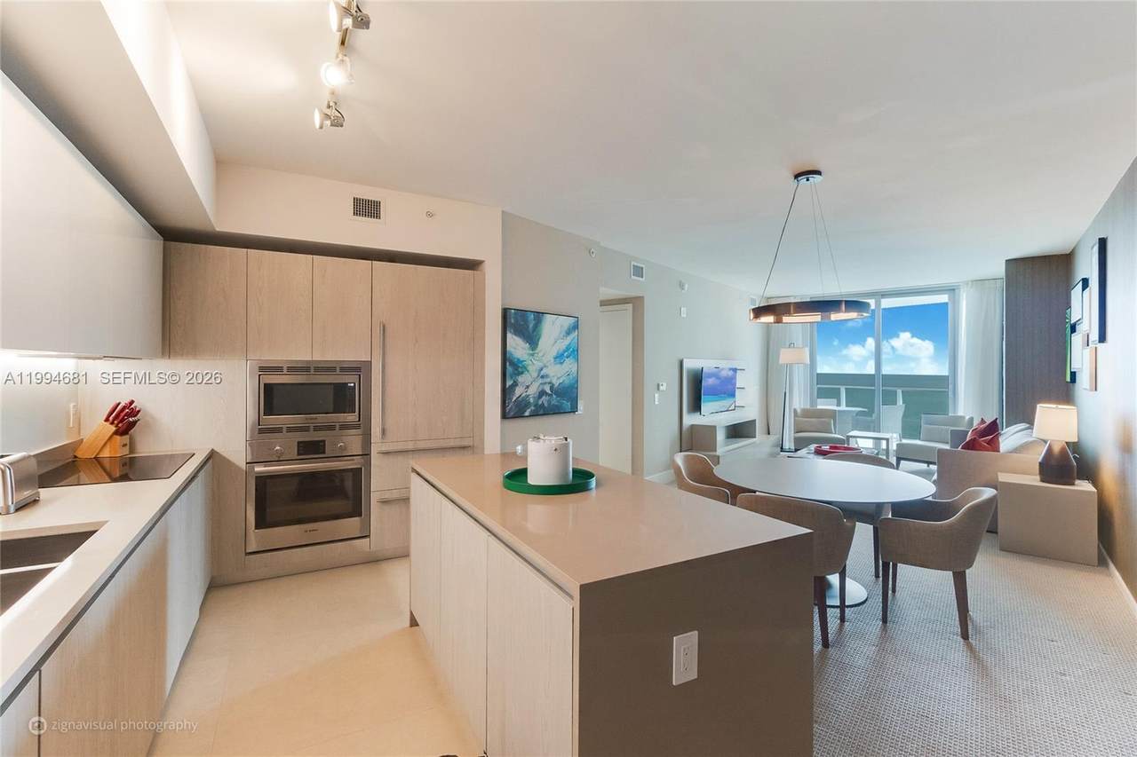 4111 Ocean Dr - Photo 1