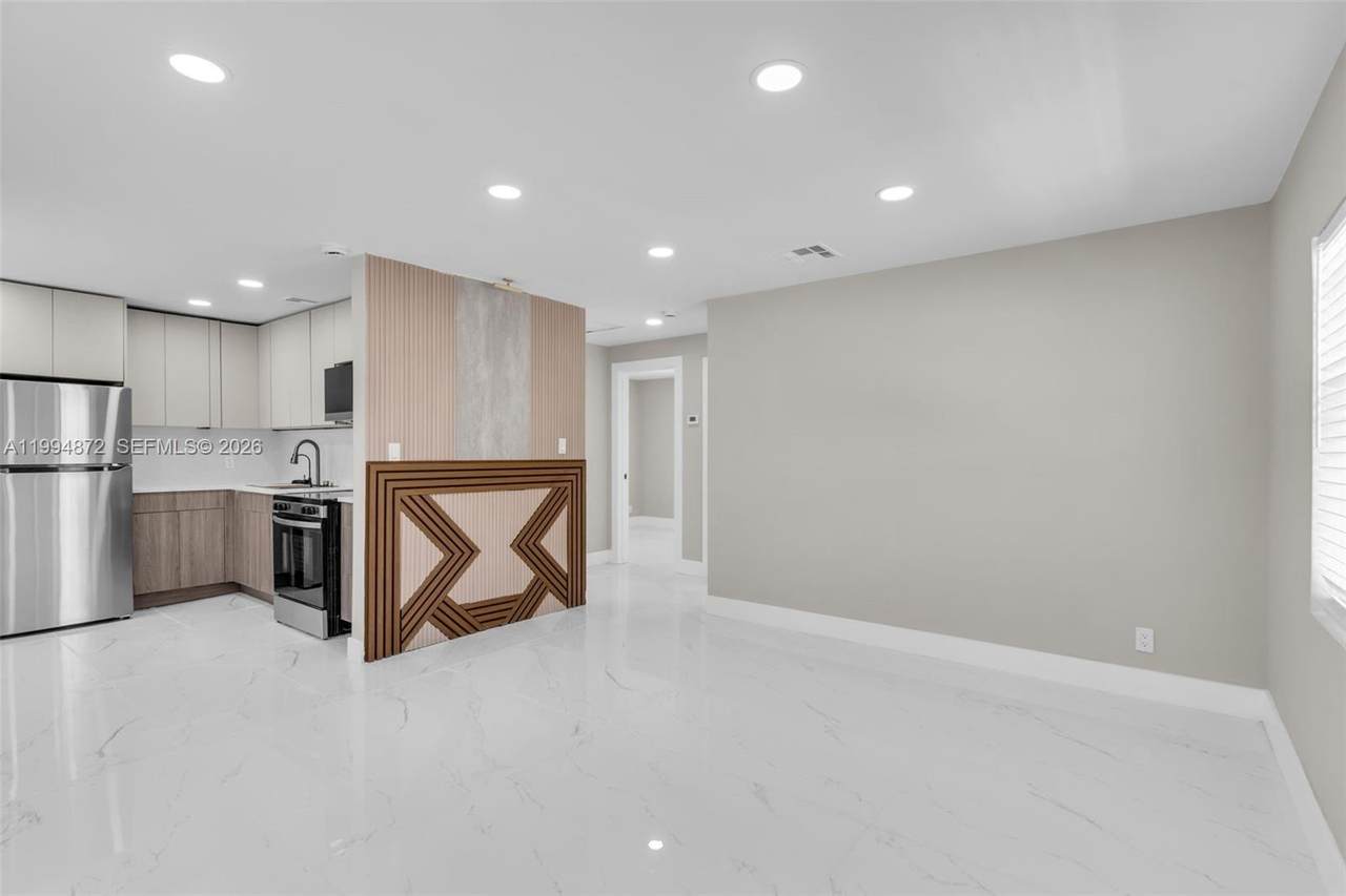 1660 26th St - Photo 1