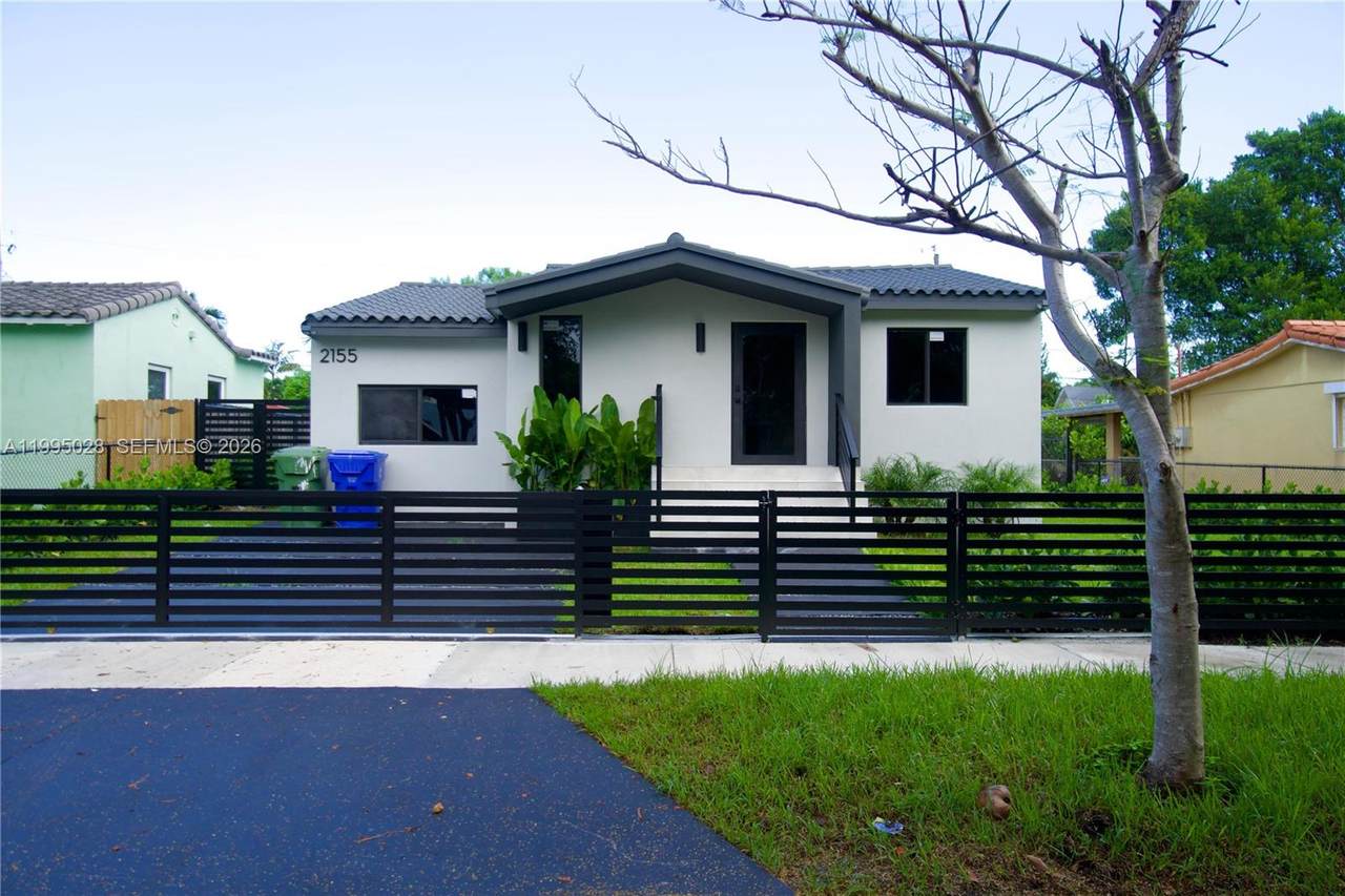 2155 25th Ter - Photo 1