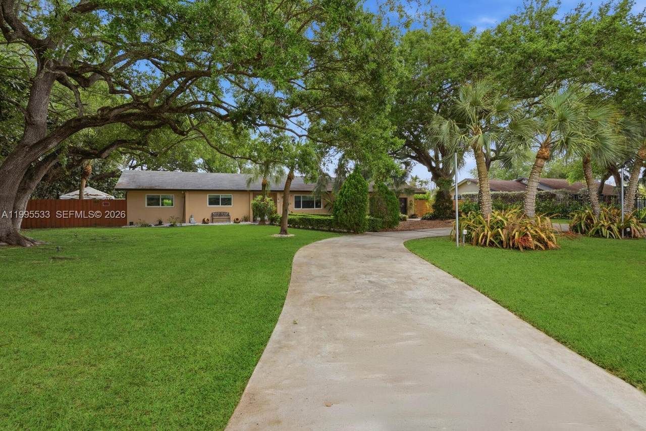 27521 154th Ave - Photo 1