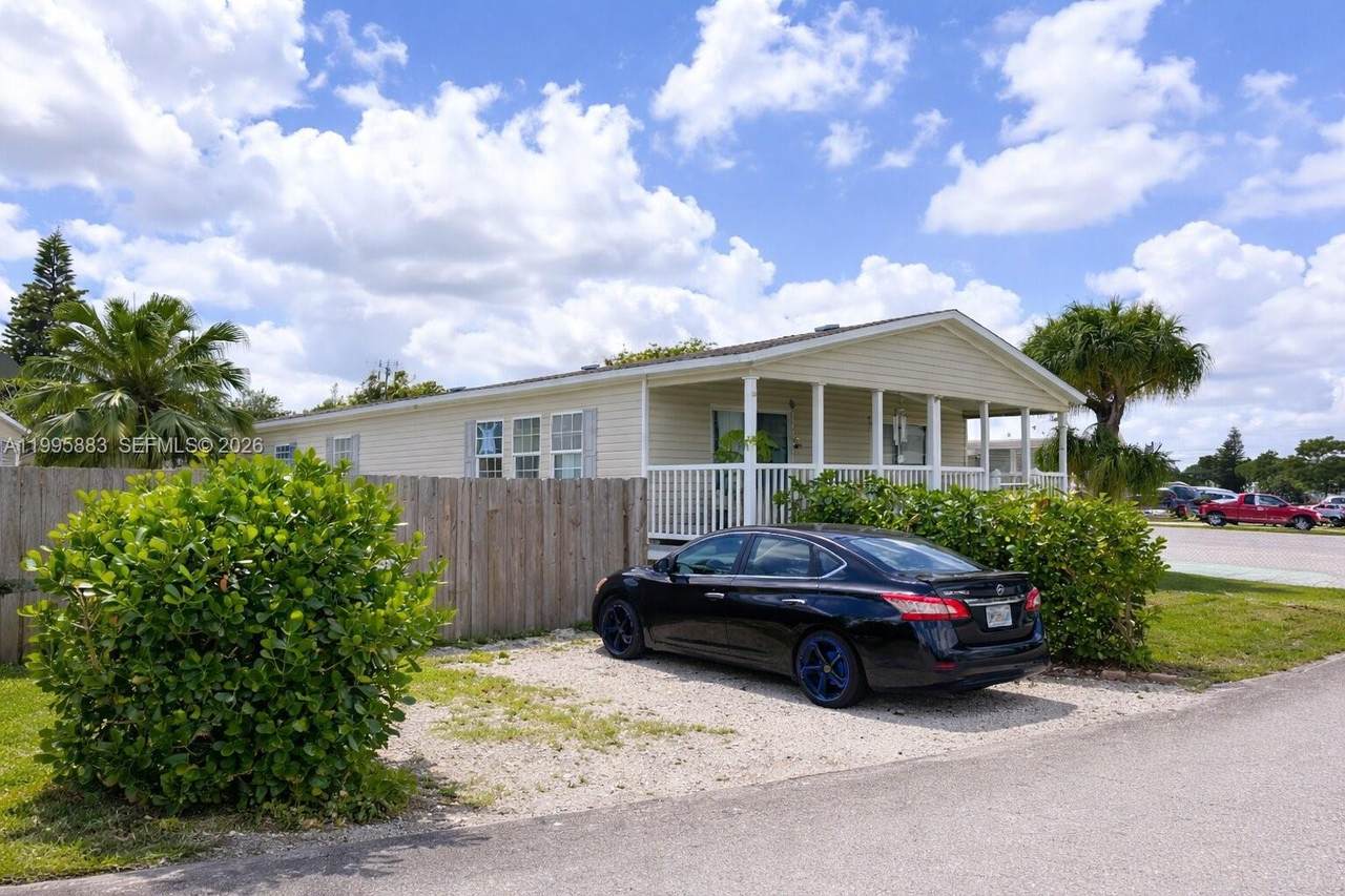 https://bt-photos.global.ssl.fastly.net/miami/1280_boomver_1_A11995883-2.jpg